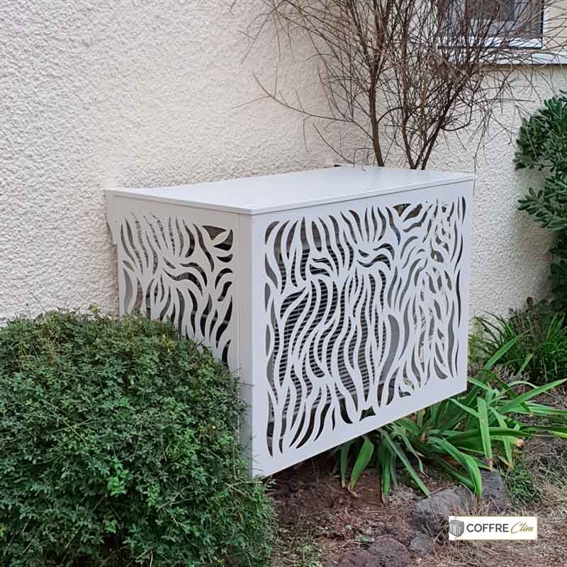 cache-clim-cormoran-s-blanc-aluminium-motifs-design-feuilles-flammes-vegetation.jpg